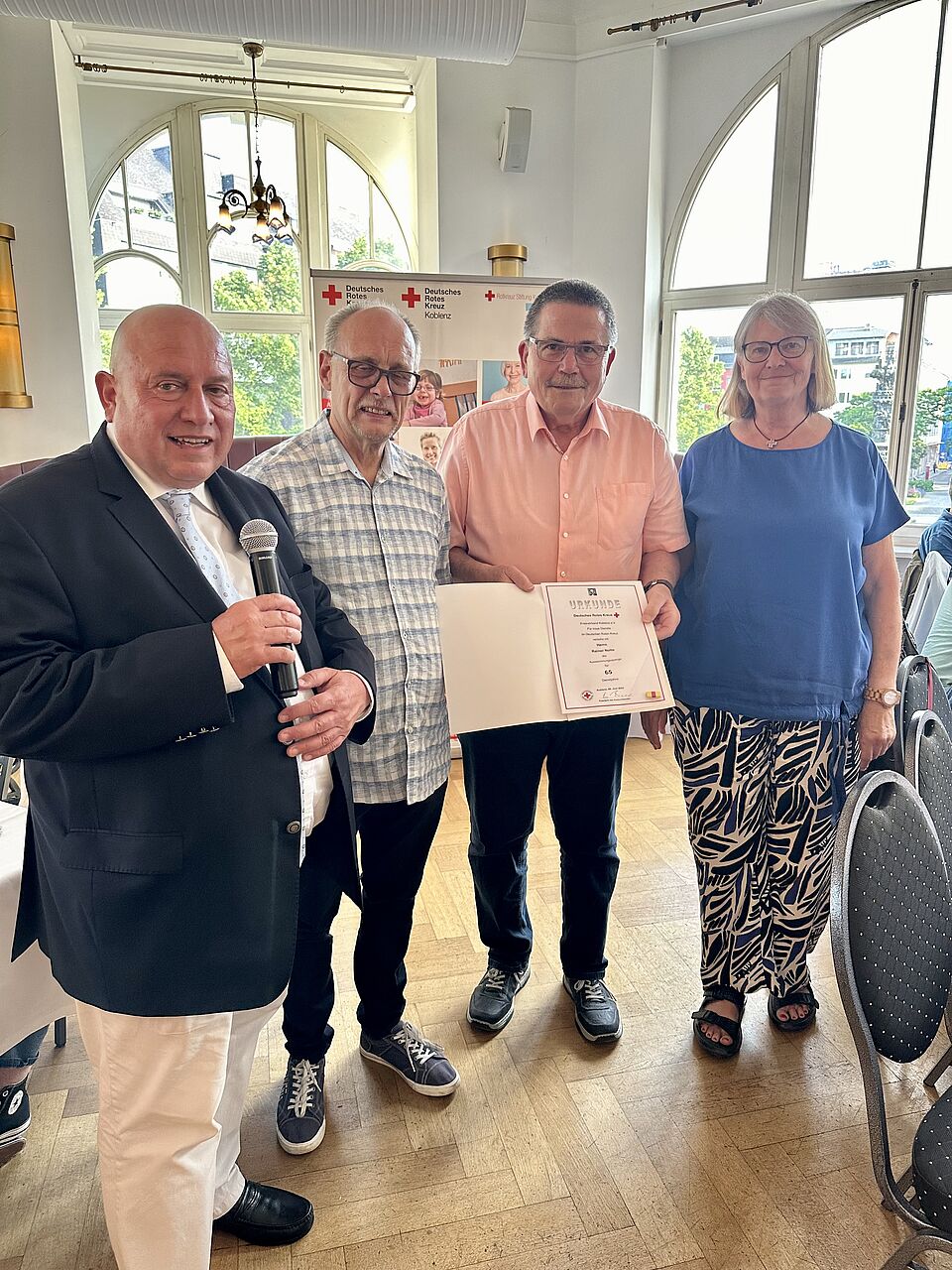 Gruppenbild m. Herrn Biewer